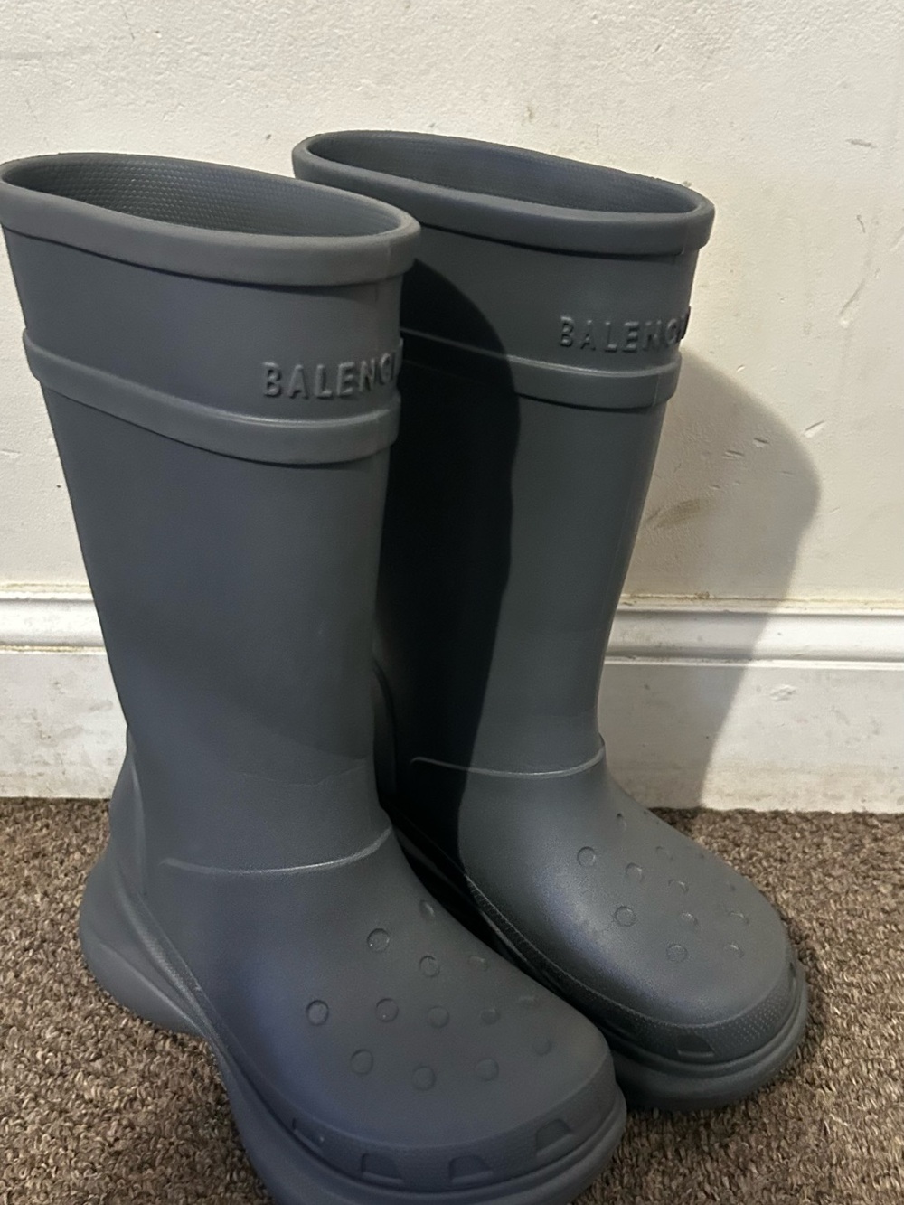 Balenciaga Croc Boots Grey - Picture 2 of 5